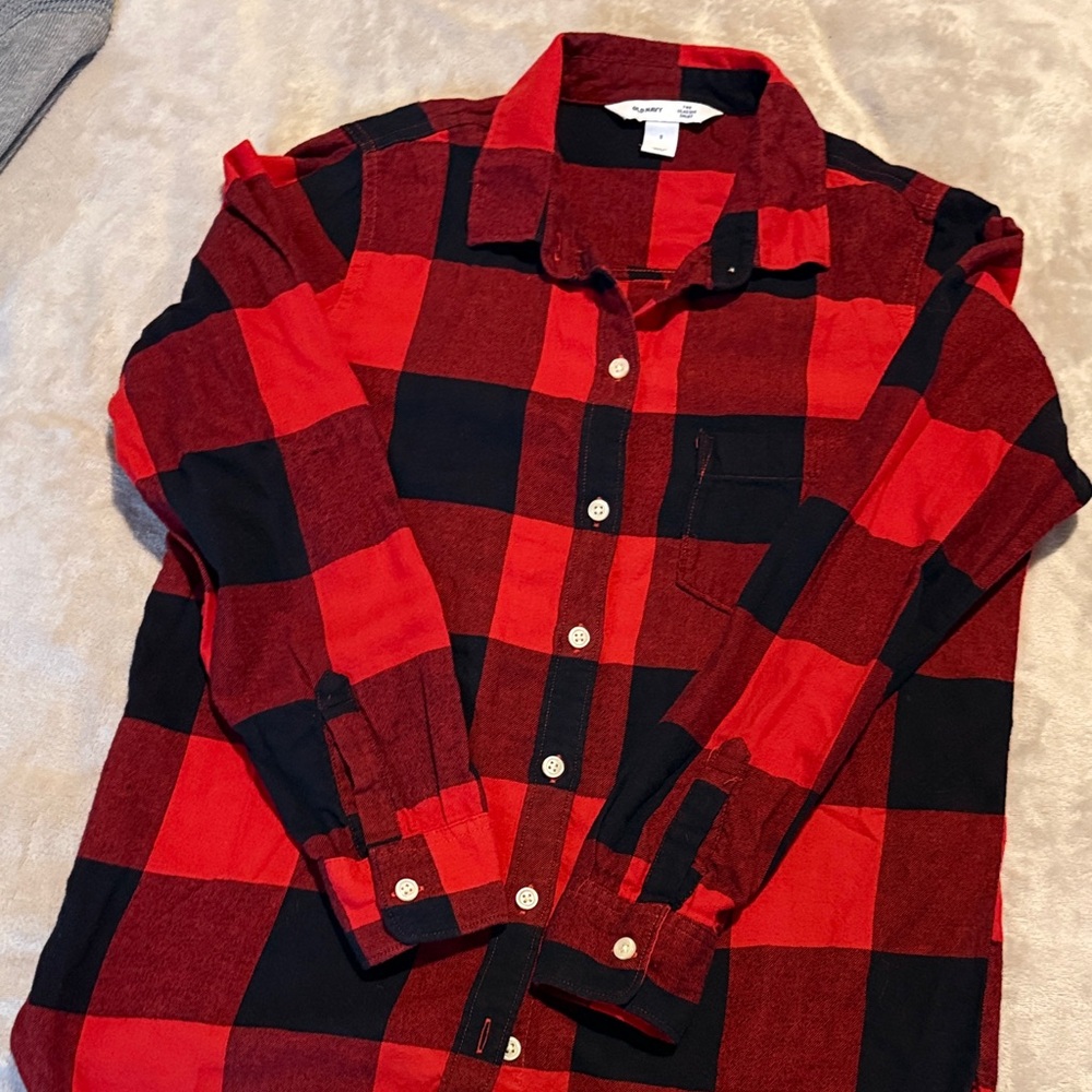 Old Navy Red and Black Plaid Shirt
